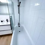 Fontenelle Linge Et Menages Inclus Apartment